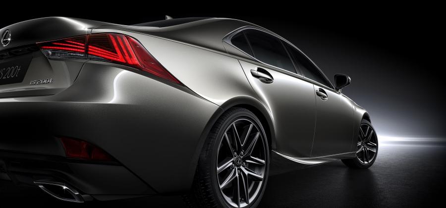  Lexus IS200t F-Sport 2015 года  (фото 44 из 52)